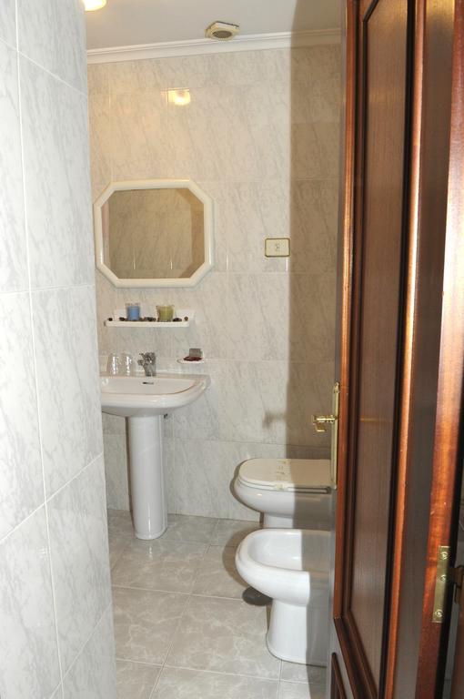 Pr Nimo Hotel Santiago de Compostela Quarto foto